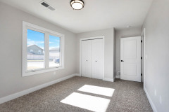 Bedroom - Closet Facing